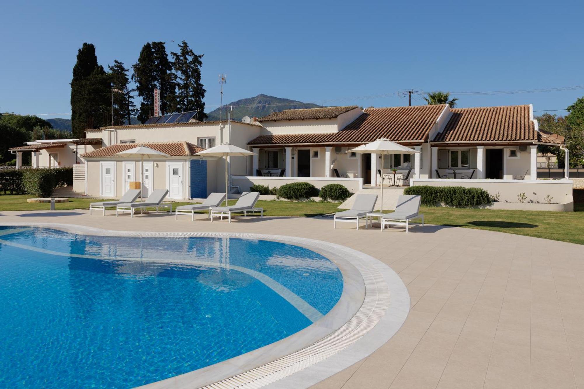 Santos Holidays Dassia  Exterior foto