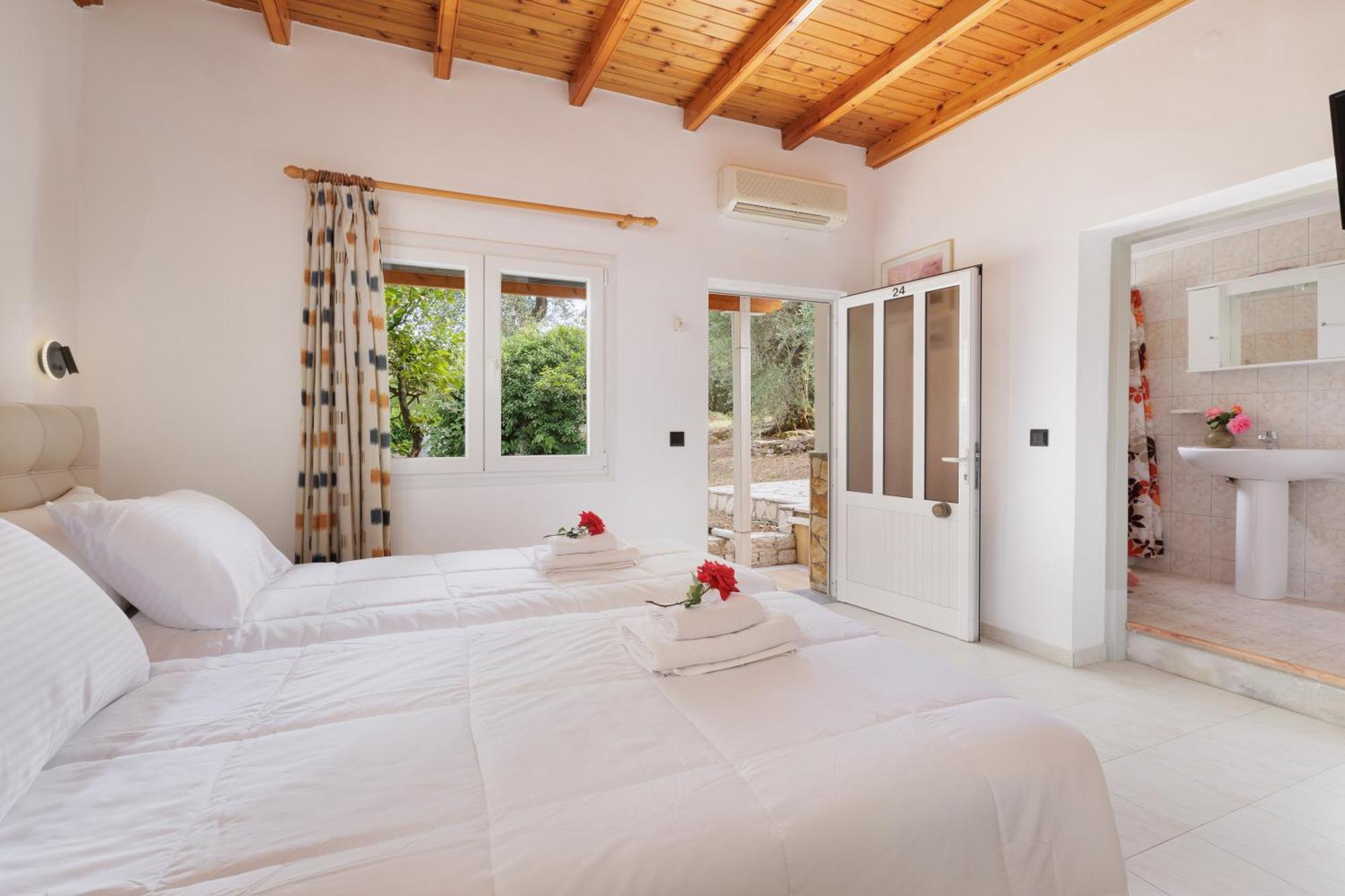 Santos Holidays Dassia  Exterior foto